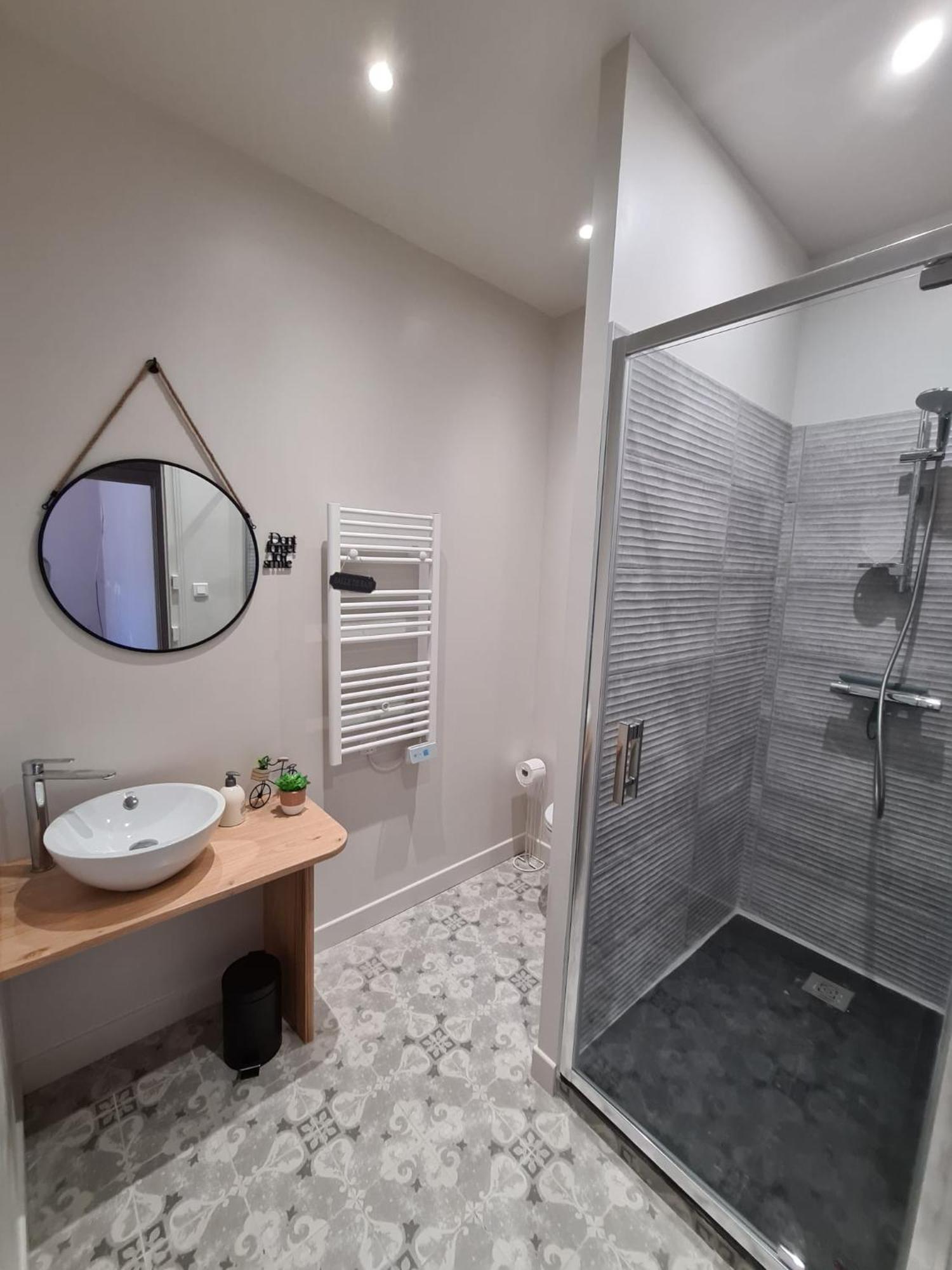 Hotel Plan B à Saint-Jean-Pied-de-Port Extérieur photo